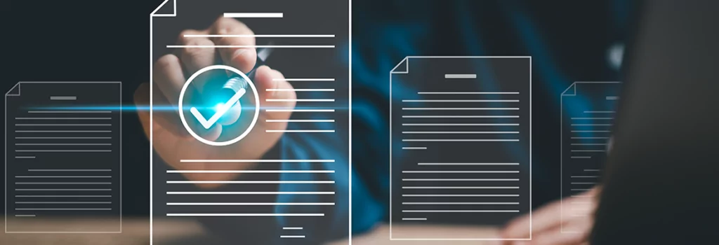 Photo showing the action of confirming with the 'check' symbol.